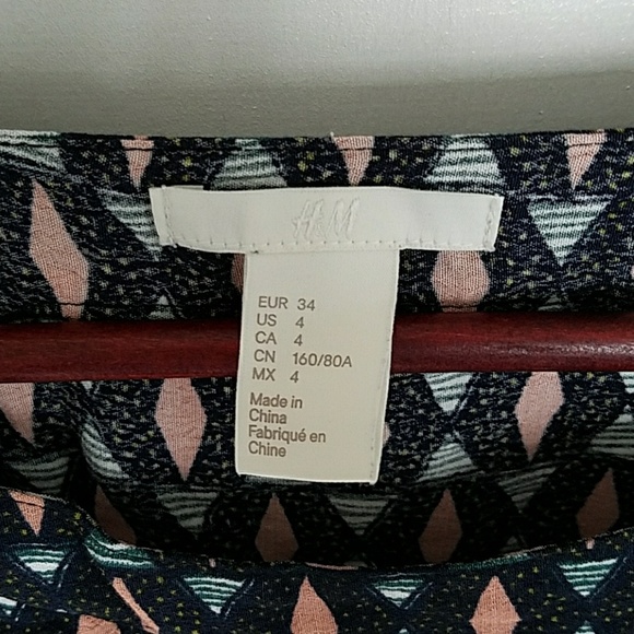 H&M blouse - Picture 4 of 4